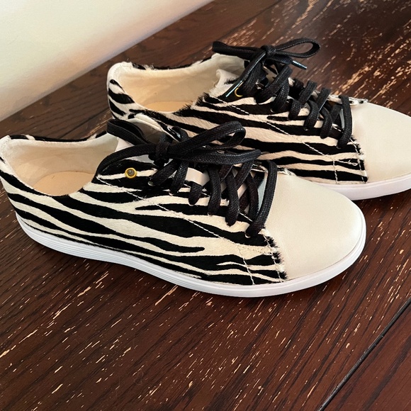Cole Haan Zerogrand Sneakers size 7 NEVER WORN - Picture 1 of 12
